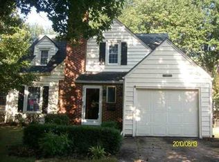 1915 SW Webster Ave, Topeka, KS 66604