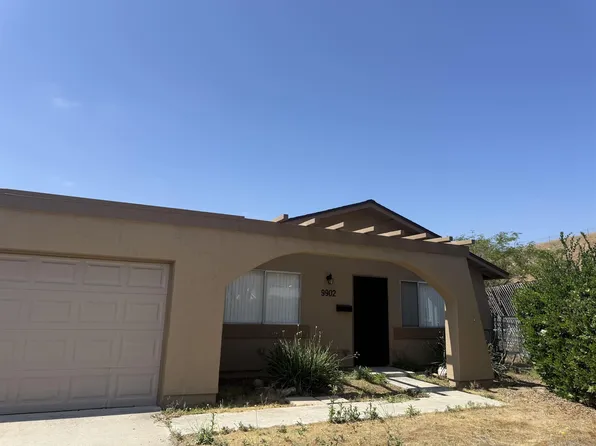 9902 Saddleback Dr, Lakeside, CA 92040