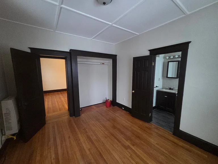 3 Maple Ave #6 — Photo 4