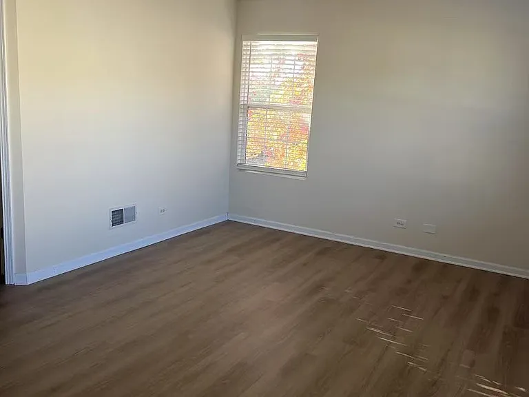 2441 Stoughton Cir — Photo 20