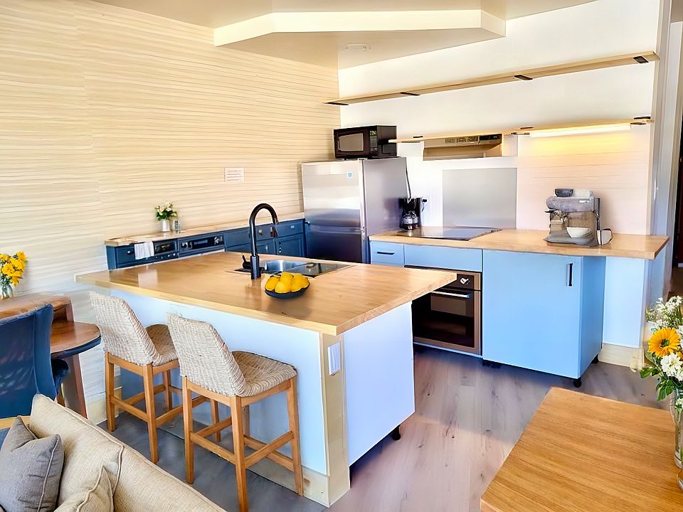 1st image of 3200 S Lincoln Ave #331