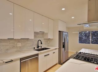 1605 Armacost Ave APT 101, Los Angeles, CA 90025