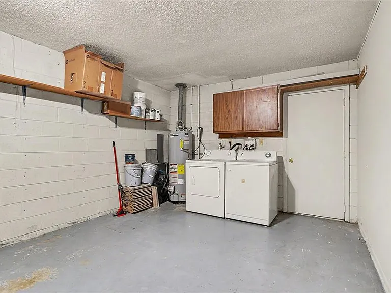 10157 Bluff Ct — Photo 21