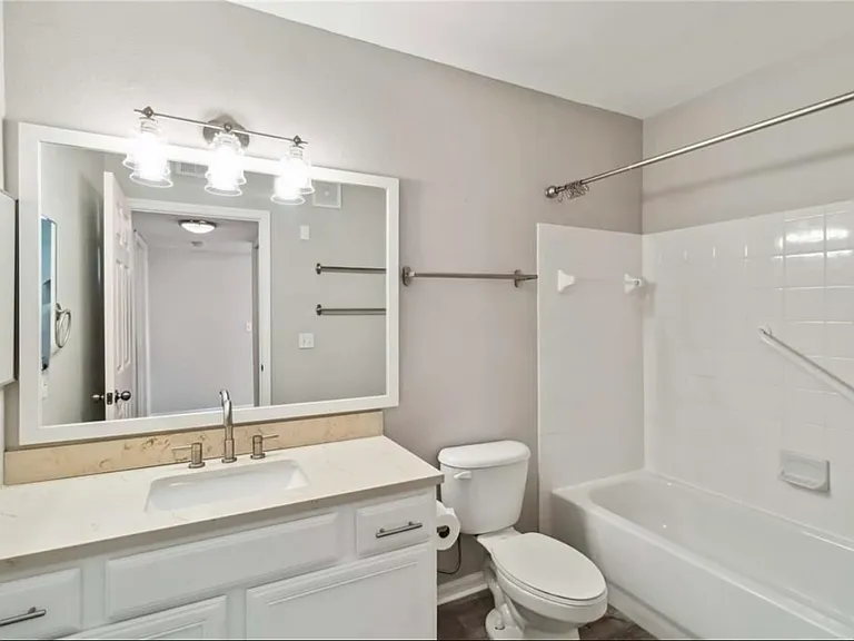 1010 Villagio Cir #108 — Photo 8