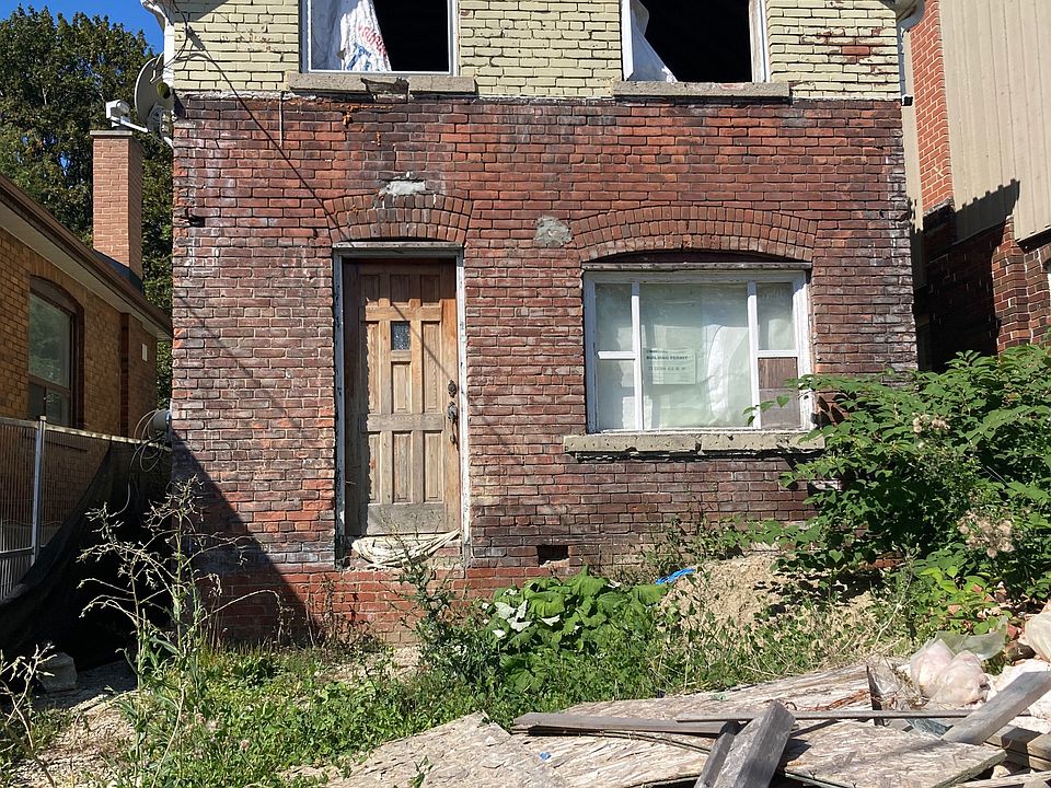 1st image of 72 7th St
