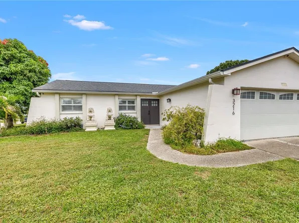 3216 Pine Haven Dr, Clearwater, FL 33761