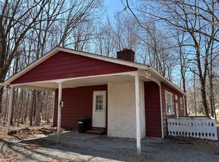 6 Hillcrest Dr, Albrightsville, PA 18210