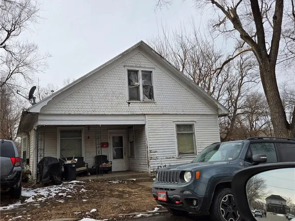 1018 S 20th St, Saint Joseph, MO 64507