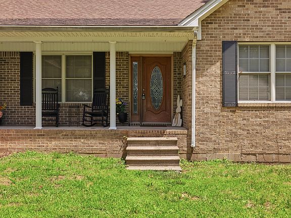 3rd image of 300 Rocky Point Ln