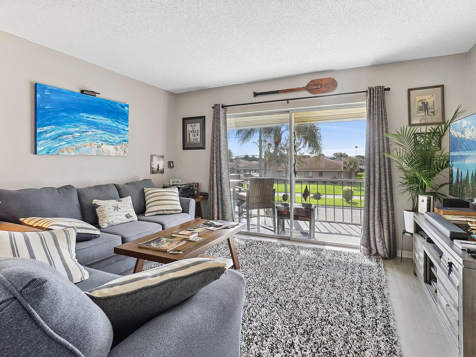 1st image of 5 Abbey Lane #202