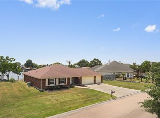 407 Eden Isles Blvd, Slidell, LA 70458