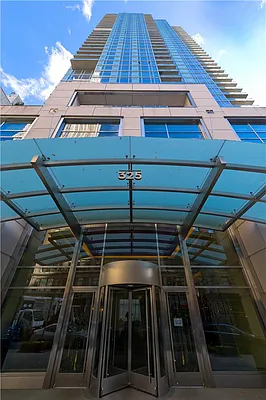 Sold by (Legacy) Elegran | media 16