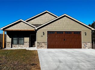10177 Brookside Dr, Potosi, MO 63664