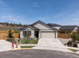 3562 NW 9th Ct, Redmond, OR 97756
