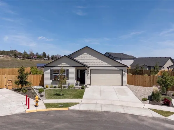 3562 NW 9th Ct, Redmond, OR 97756