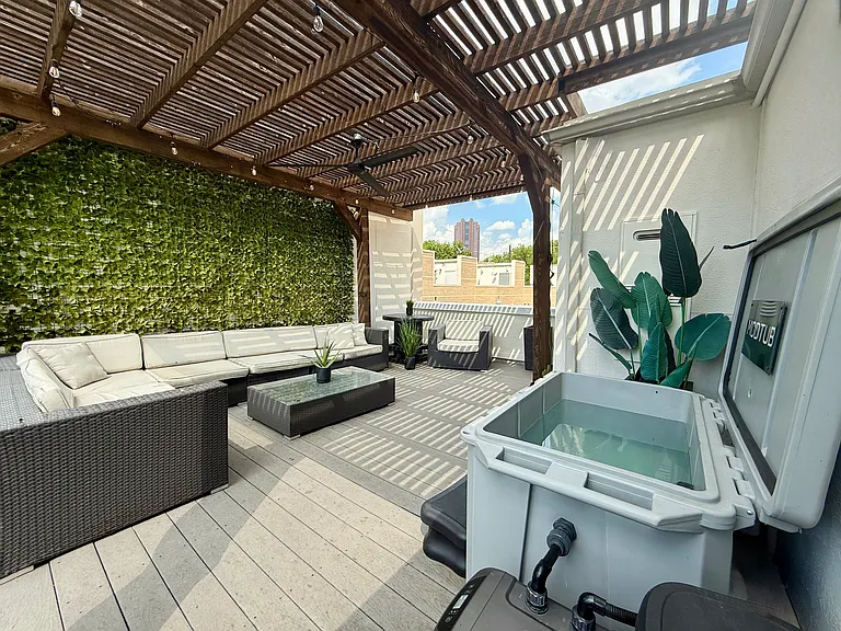3210 Carlisle St #5 — Photo 4