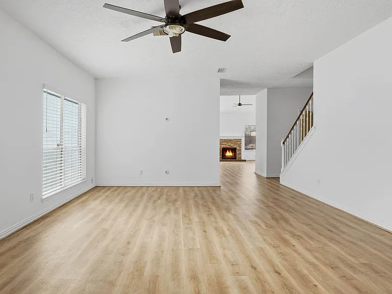 2910 Cocona Ln — Photo 9