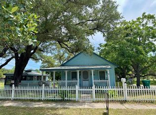 539 W Goodnight Ave, Aransas Pass, TX 78336