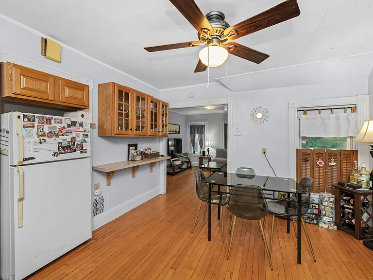 38 E Foster St #2 — Photo 10