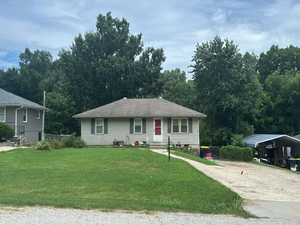 3837 Windsor Rd, Kansas City, MO 64133