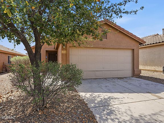 2nd image of 841 W Calle Barranca Seca