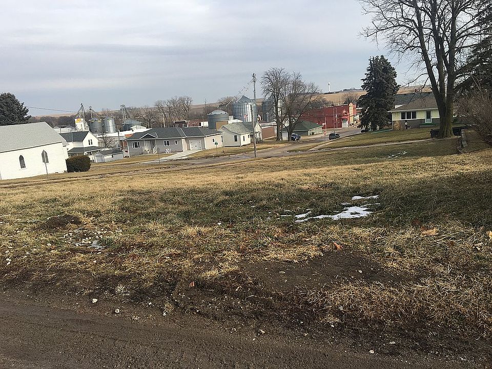 2nd image of 409 Center St