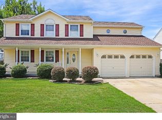 13 Persimmon St, Sicklerville, NJ 08081
