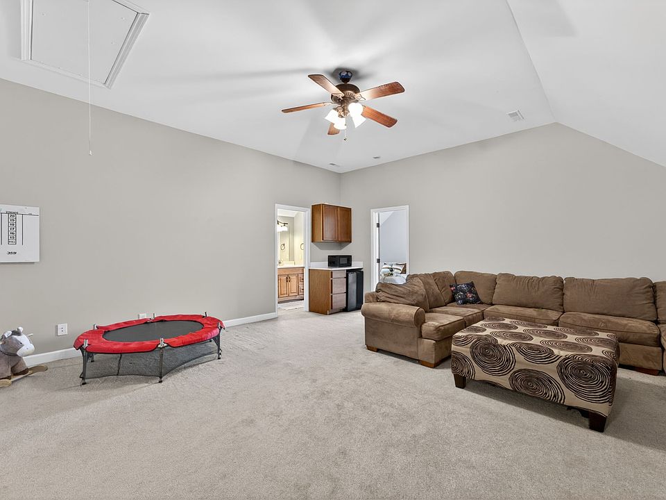 31st image of 1650 Ricketts Mill Rd