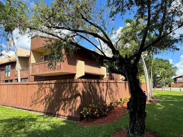 7039 SW 115th Pl #A-27, Miami, FL 33173