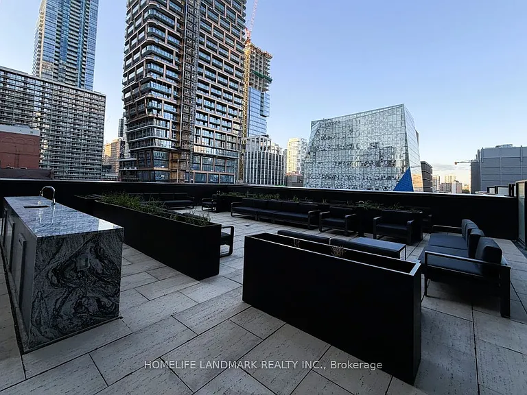 20 Edward St #2803 — Photo 19