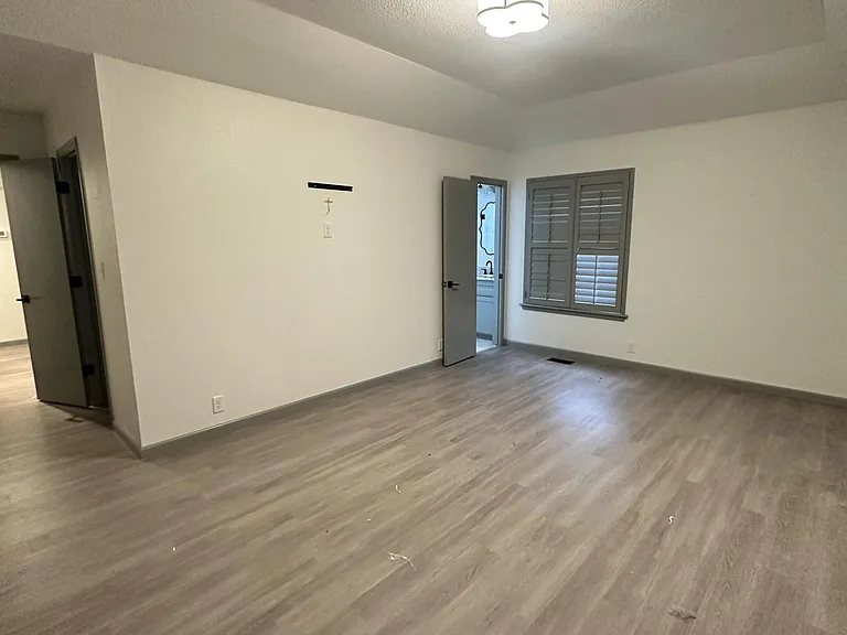 7626 S Norwood Ave — Photo 10