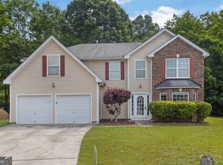 6032 Trotters Cir, Fairburn, GA 30213