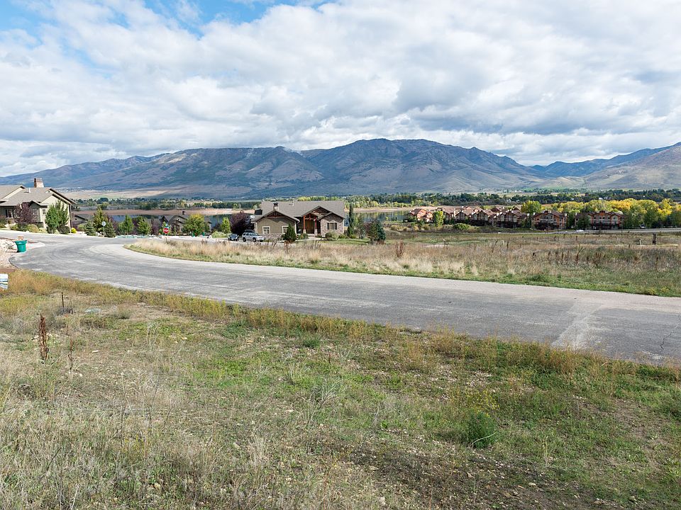 1st image of 1027 S Meadowlark Lane