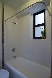 Rented by Space Marketing Shop