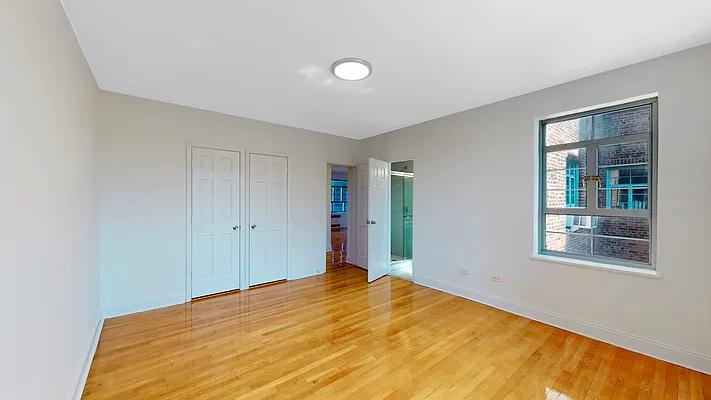 Rented by R New York | media 11