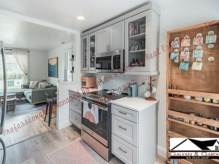 307 N 28th St — Photo 7