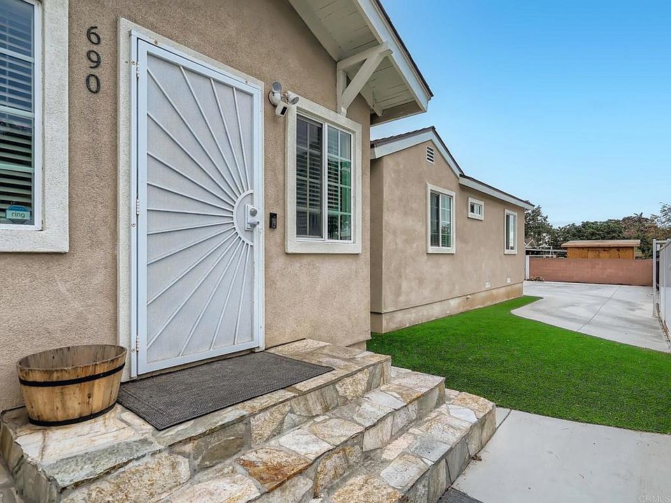 1st image of 690 4th Ave