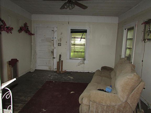 5th image of 503 Tyus St