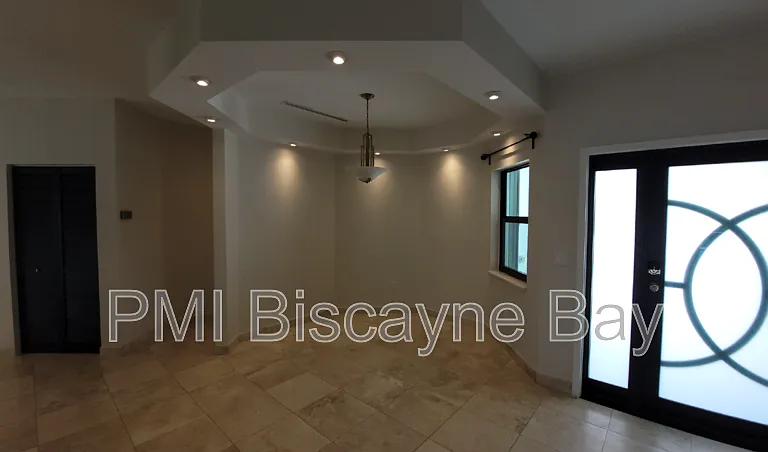 21369 SW 92nd Ave — Photo 5