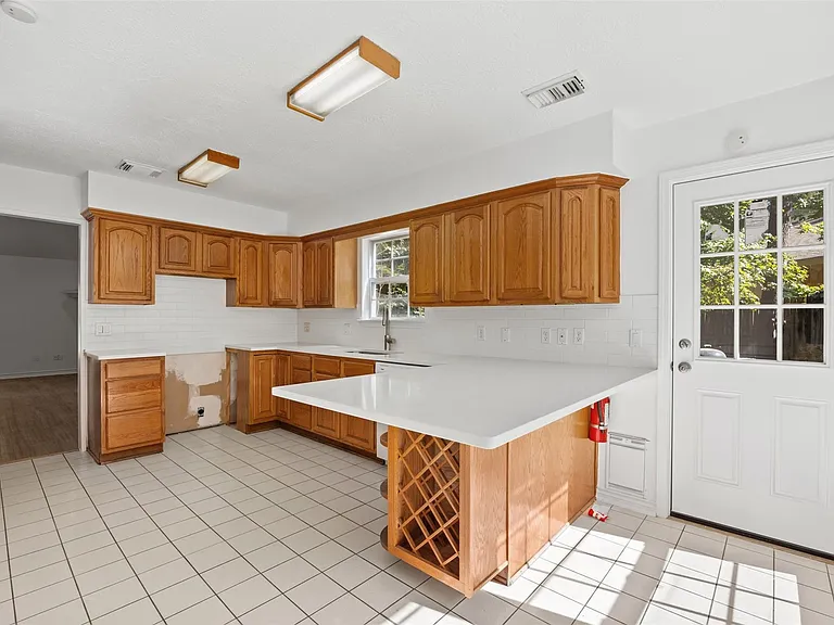 12 Dewthread Ct — Photo 6