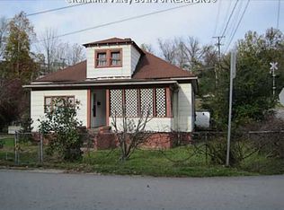 770 Lincoln Ave, Madison, WV 25130