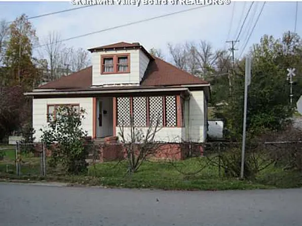 770 Lincoln Ave, Madison, WV 25130