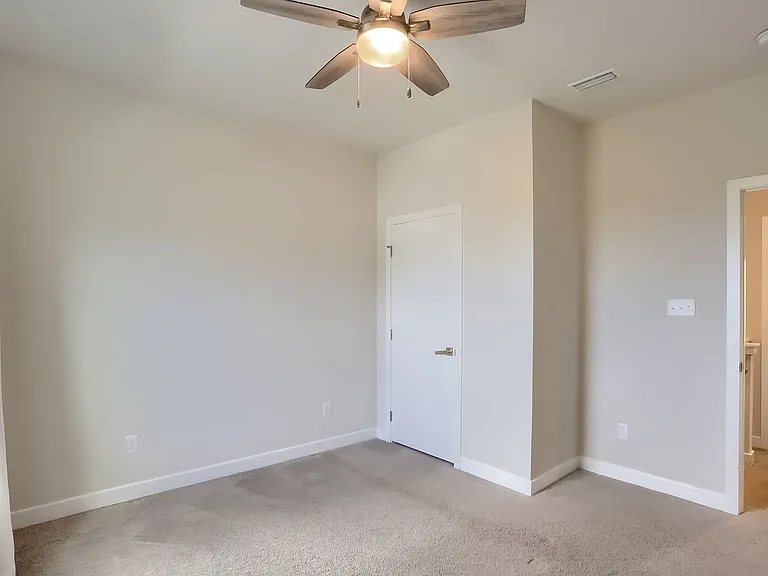 137 Moyer Hill Dr — Photo 22