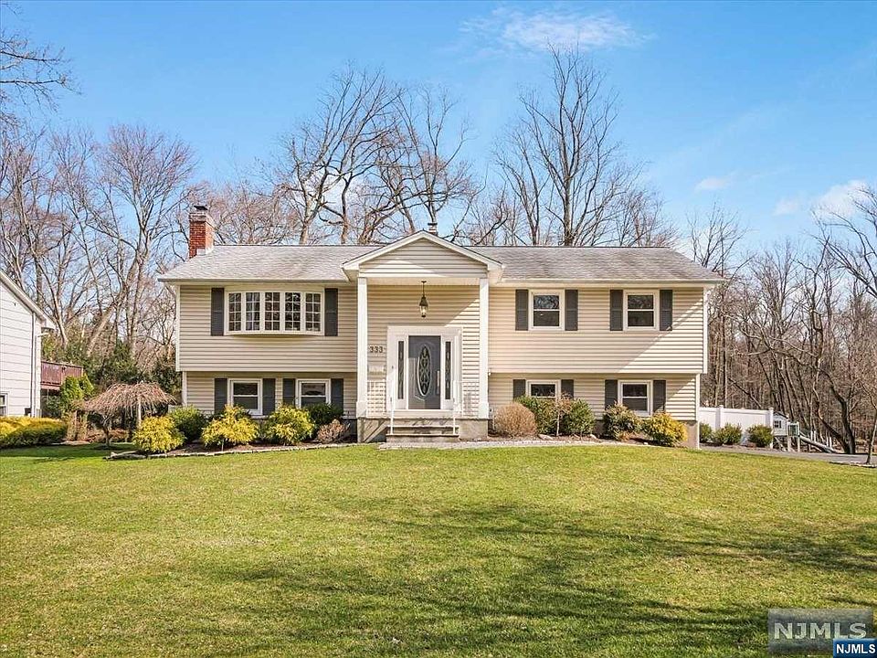 1st image of 333 Momar Dr