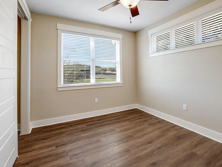 1706 Cedar Bend Dr #A — Photo 18