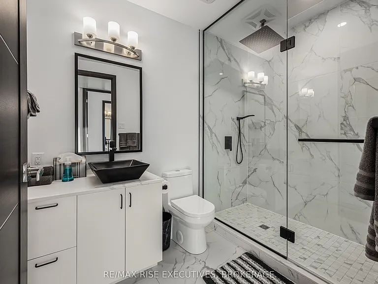 150 Marketplace Ave #806 — Photo 20