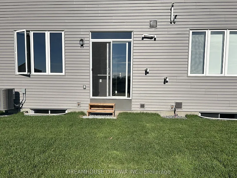 326 Gisborne Pl — Photo 26