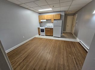 71 Plaza Ave APT 3, Waterbury, CT 06710