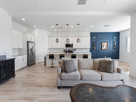 5th image of 9341 W SELLS Drive