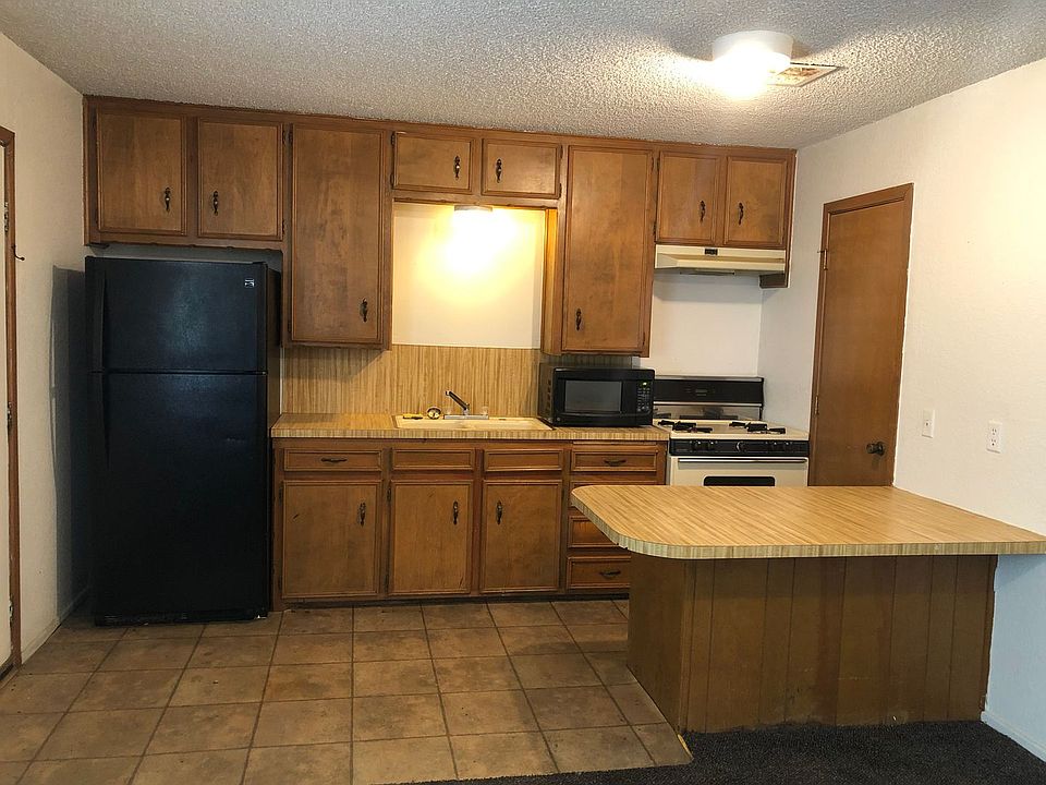 906 Birch 906 Birch St Canadian TX Zillow